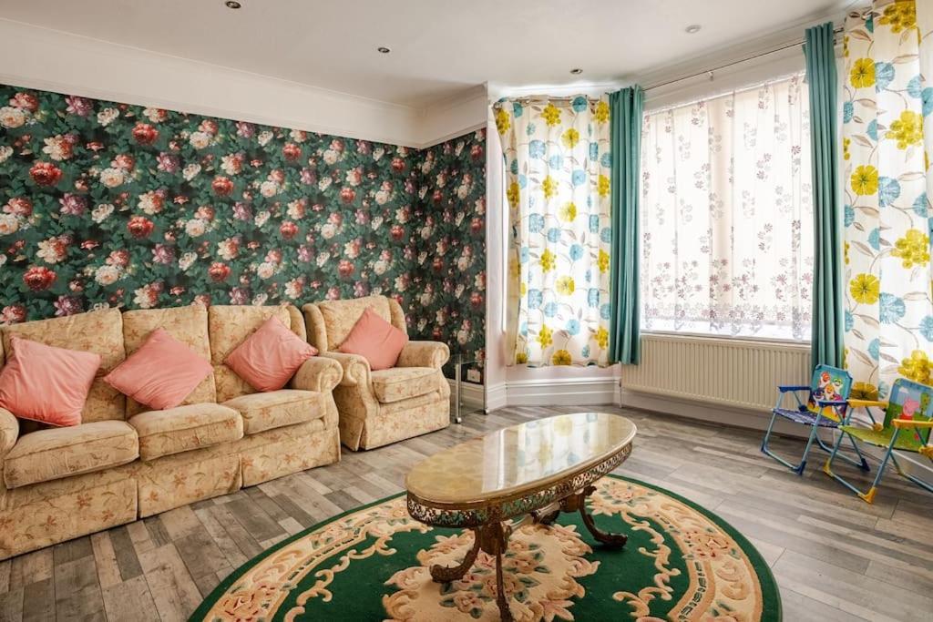 North Denes Villa Great Yarmouth Room photo